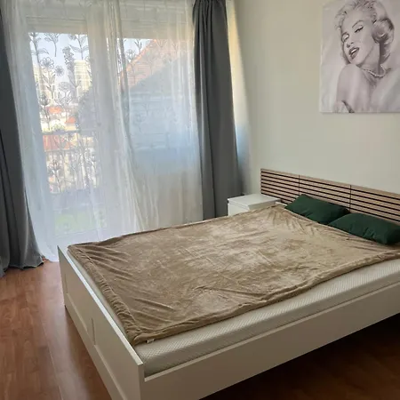 Novy 3 Izbovy Mezonet V Centre Mesta Lejlighed