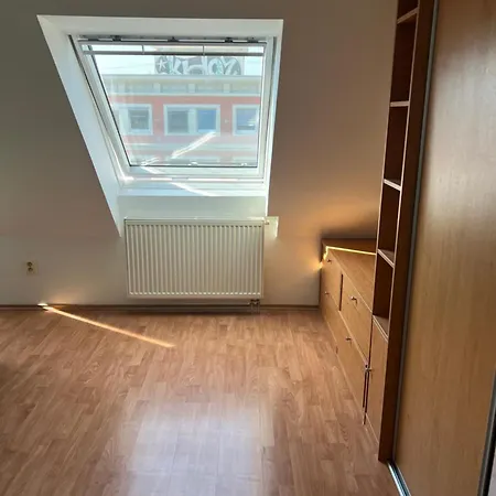 Novy 3 Izbovy Mezonet V Centre Mesta *